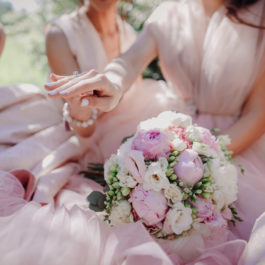 Polz Garten pink wedding Die Braut in Pink Rosatönen Sommerhochzeit gardenwedding am Hochgrassnitzberg Brautkleid Rosenhochzeit Südsteiermark garten südsteierische Hochzeit edle Hochzeitslocation Steiermark Hochzeit weddingday